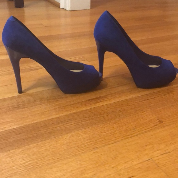 Blue suede guess platform high heels - Picture 3 of 5